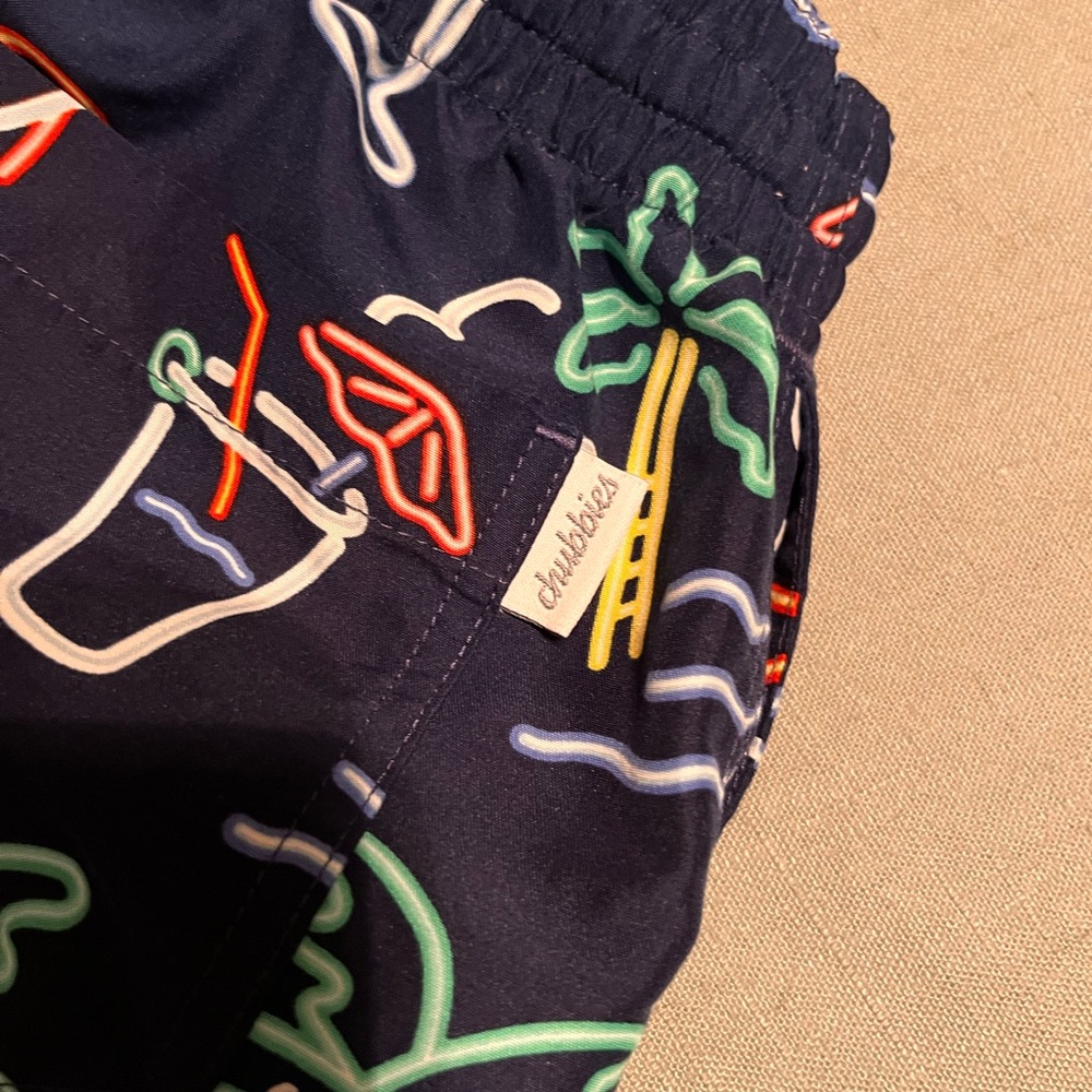 Chubbies Navy Weekend Swim Shorts - Picture 3 of 4
